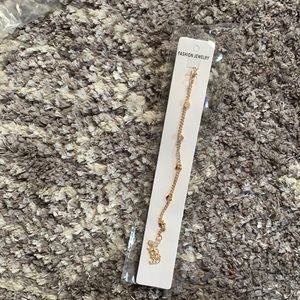 Cute gold heart necklace